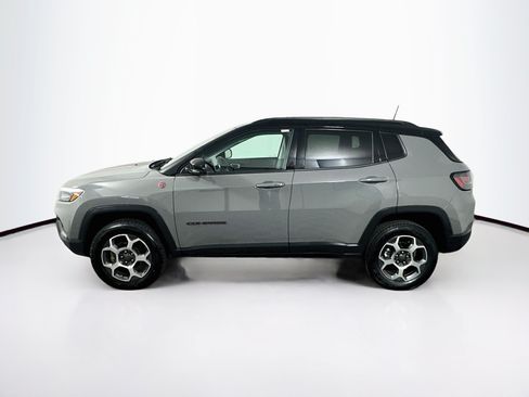 Used 2022 Jeep Compass Trailhawk w/ Trailhawk Elite Group AWD/4WD image 4