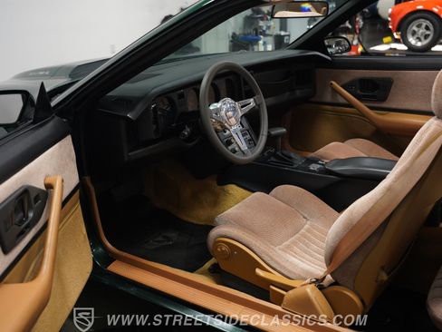 Used 1991 Pontiac Firebird Formula image 4