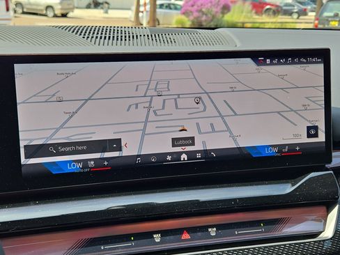 New 2026 BMW 550e xDrive image 19