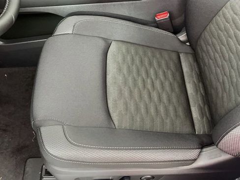 New 2026 Nissan Pathfinder SV image 18