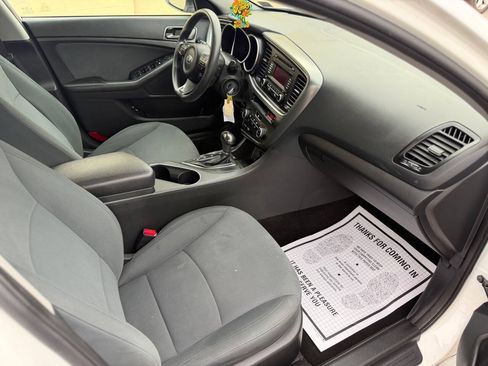 Used 2015 Kia Optima LX FWD image 10