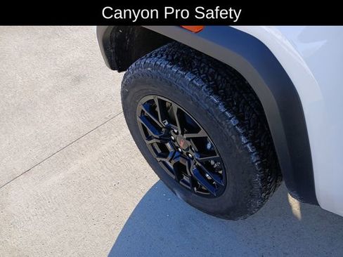 New 2026 GMC Canyon Elevation w/ Convenience Package image 28