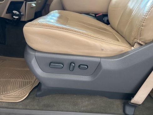 Used 2011 Ford F250 Lariat w/ Lariat Ultimate Pkg image 38