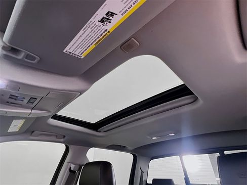 Used 2018 GMC Sierra 1500 Denali w/ Denali Ultimate Package image 22