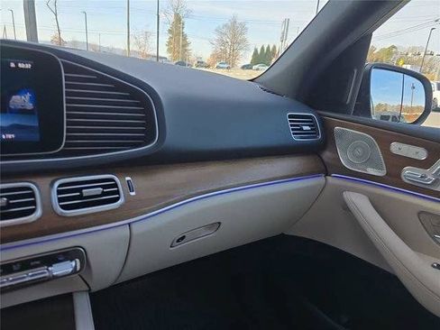 Certified 2025 Mercedes-Benz GLE 450 4MATIC image 28