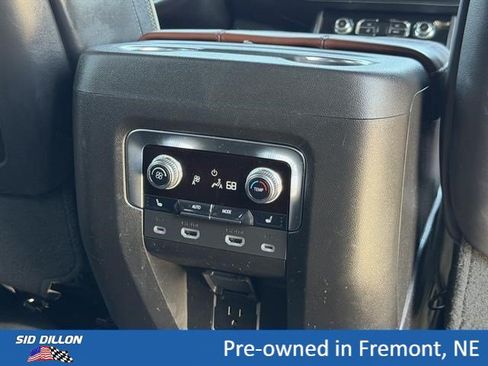 Used 2023 GMC Yukon Denali Ultimate AWD/4WD image 23