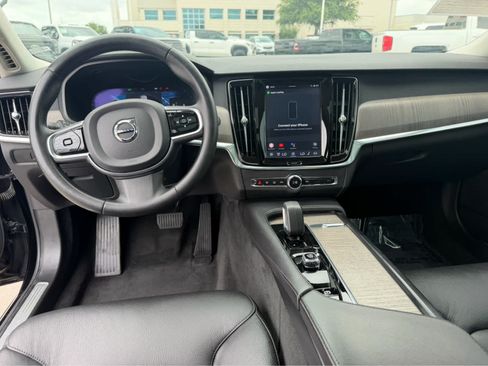 Used 2023 Volvo S90 B6 Plus AWD/4WD image 15