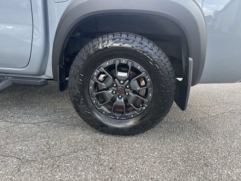 Used 2023 Nissan Frontier PRO-4X w/ Pro-4X Premium Package AWD/4WD image 34