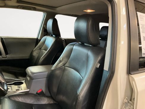 Used 2012 Toyota 4Runner SR5 w/ Premium Pkg AWD/4WD image 17