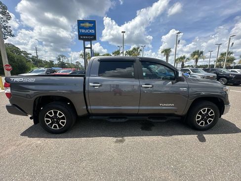 Used 2021 Toyota Tundra Limited w/ Limited Premium Package AWD/4WD image 17