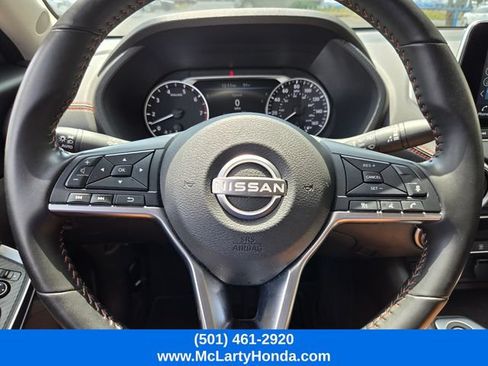 Used 2025 Nissan Sentra SR FWD image 28