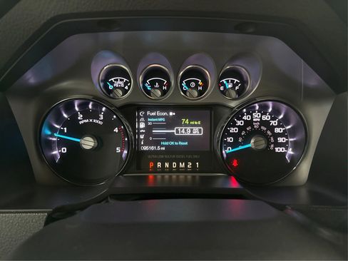 Used 2015 Ford F250 Platinum image 17