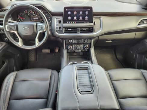 Used 2021 Chevrolet Tahoe Z71 w/ Luxury Package AWD/4WD image 27