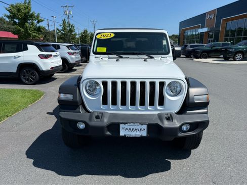 Used 2021 Jeep Wrangler Sport AWD/4WD image 4