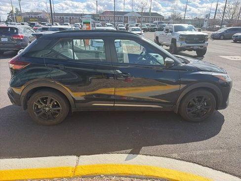 Used 2024 Nissan Kicks SR w/ SR Premium Package image 10