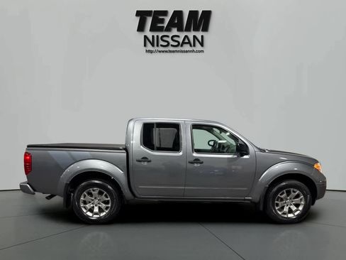 Used 2020 Nissan Frontier SV image 8