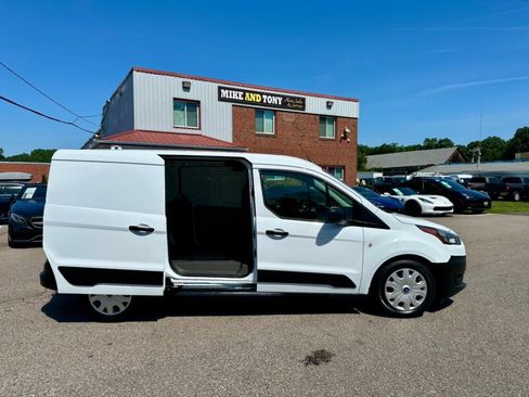 Used 2022 Ford Transit Connect XL FWD image 5