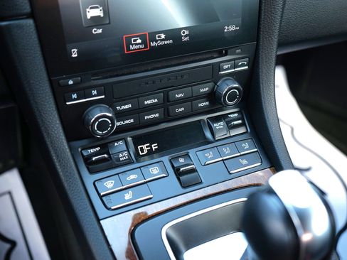 Used 2020 Porsche 718 Cayman S w/ Light Design Package RWD image 25