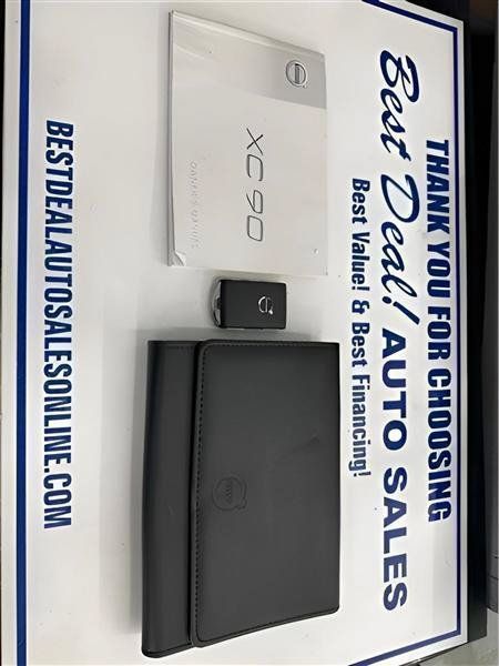 Used 2016 Volvo XC90 T6 Momentum AWD/4WD image 30