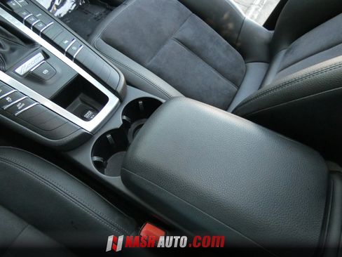 Used 2020 Porsche Macan AWD/4WD image 61