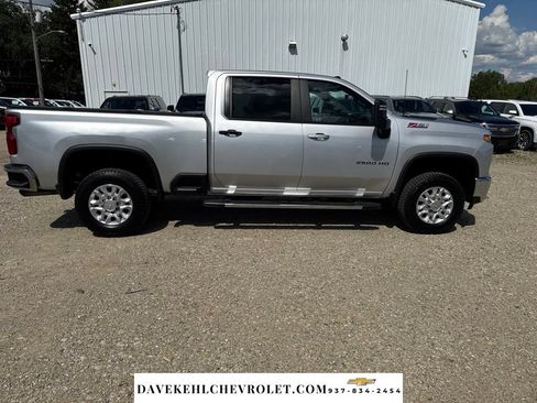 Used 2022 Chevrolet Silverado 2500 LT w/ Convenience Package AWD/4WD image 6
