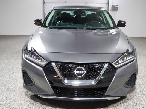 Used 2023 Nissan Maxima SV w/ Floor Mat Group image 4