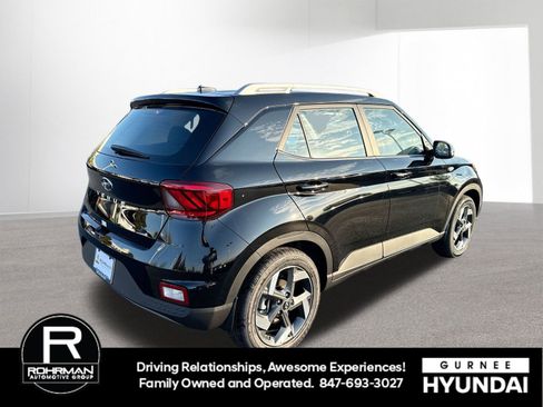 New 2026 Hyundai Venue SEL image 9