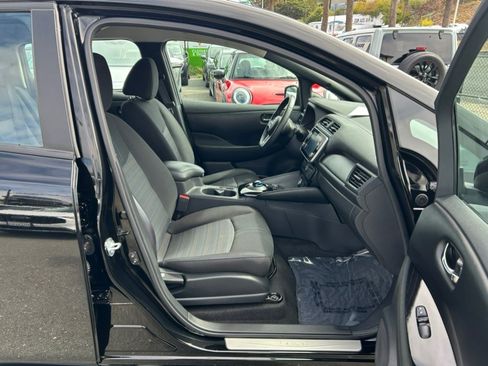 Used 2025 Nissan Leaf SV Plus FWD image 30