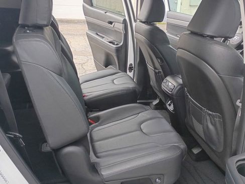 Used 2021 Hyundai Palisade SEL w/ Premium Package AWD/4WD image 14