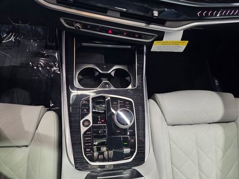 New 2026 BMW X7 xDrive40i w/ M Sport Package image 22