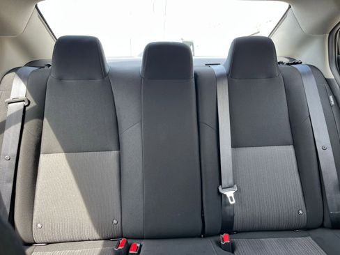 Used 2025 Nissan Sentra SV FWD image 37