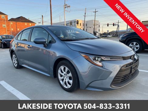 Used 2023 Toyota Corolla LE image 5