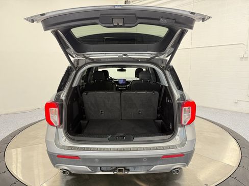 Used 2021 Ford Explorer Limited w/ Equipment Group 301A image 47