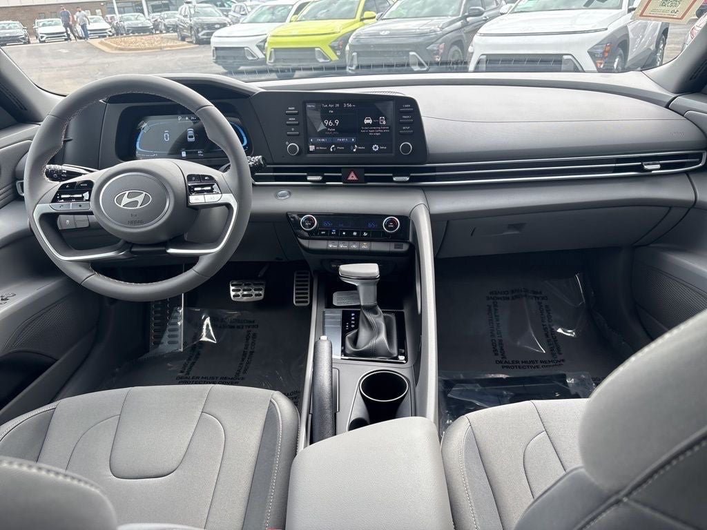 New 2026 Hyundai Elantra Sport FWD image 15