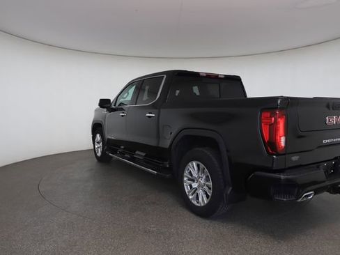 Used 2024 GMC Sierra 1500 Denali w/ Technology Package AWD/4WD image 12