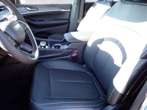 New 2026 Jeep Grand Cherokee L Limited image 14