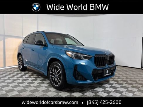 Used 2023 BMW X1 xDrive28i w/ M Sport Package AWD/4WD image 1