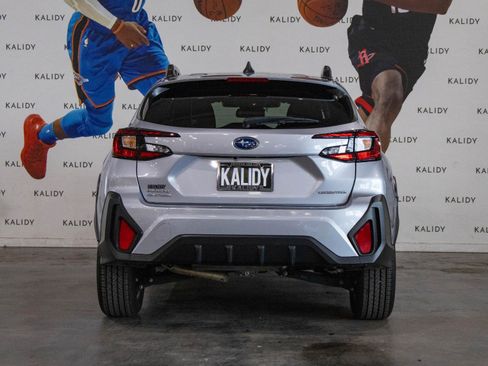 Used 2024 Subaru Crosstrek 2.0i Premium image 23