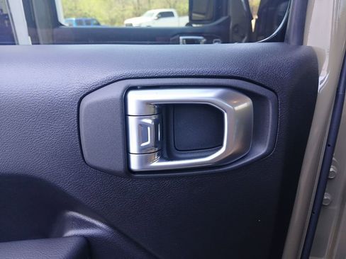 New 2026 Jeep Gladiator Willys AWD/4WD image 28