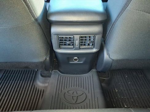 Certified 2025 Toyota RAV4 LE image 5