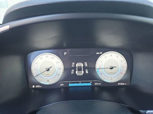 Used 2022 Hyundai Santa Fe Limited AWD/4WD image 17