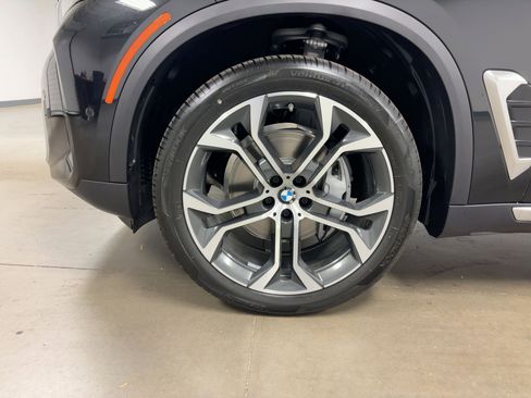 New 2026 BMW X5 sDrive40i image 12