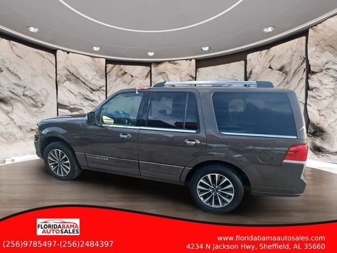 Used 2015 Lincoln Navigator 2WD image 3