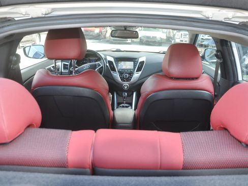 Used 2013 Hyundai Veloster w/ Tech Pkg FWD image 27