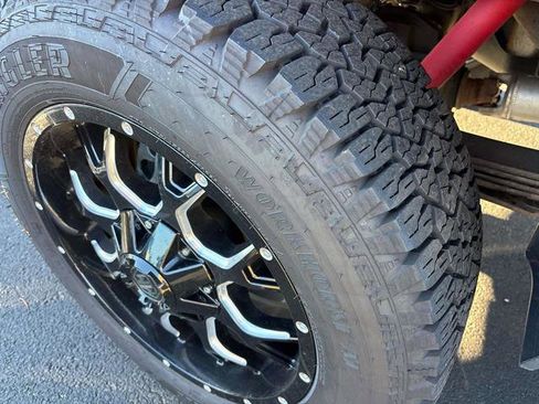 Used 2019 Chevrolet Silverado 2500 LT w/ All Star Edition image 15