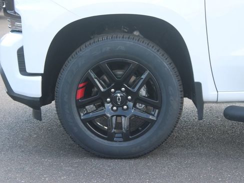 Used 2021 Chevrolet Silverado 1500 RST w/ Redline Edition AWD/4WD image 18