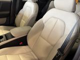 Used 2022 Volvo XC40 T5 Momentum w/ Premium Package image 5