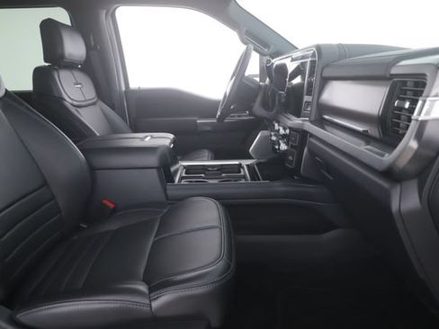 Used 2026 Ford F250 Platinum AWD/4WD image 35