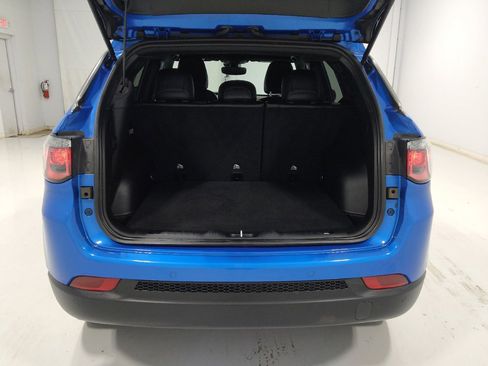 Used 2023 Jeep Compass Latitude AWD/4WD image 29