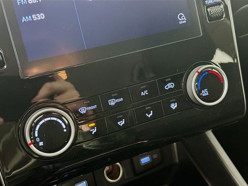 Used 2024 Hyundai Tucson SE image 23